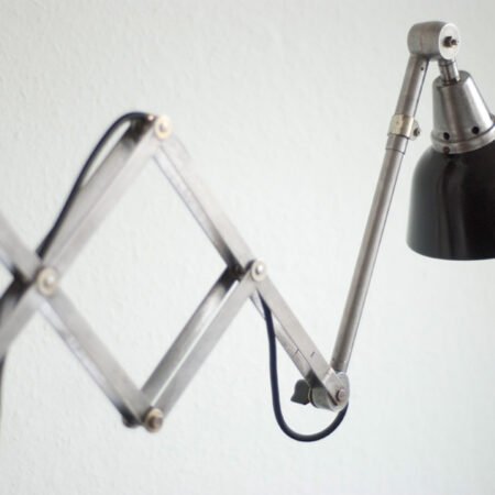 Midgard scissor lamp with aluminium shade