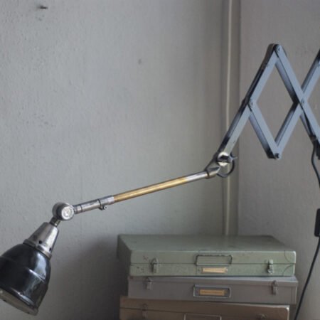 Midgard DDRP blue scissor lamp