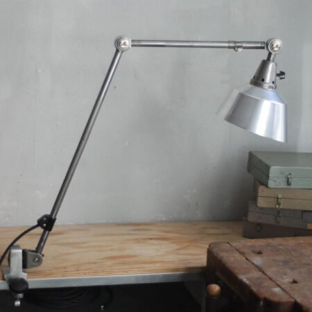 Midgard DDRP clamp hinged lamp in steel look, 321