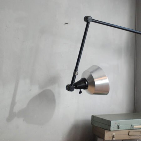 Wandlampe Midgard DDRP mit Patina u. Schirm aus Aluminium