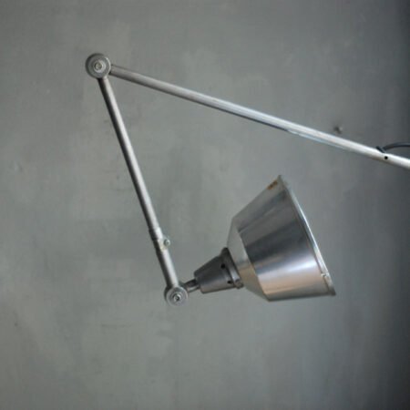 Kahla/MidgardR2 hinged lamp in steel look, 467
