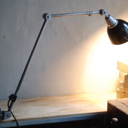 Midgard DDRP clamp hinged lamp in steel look, 545